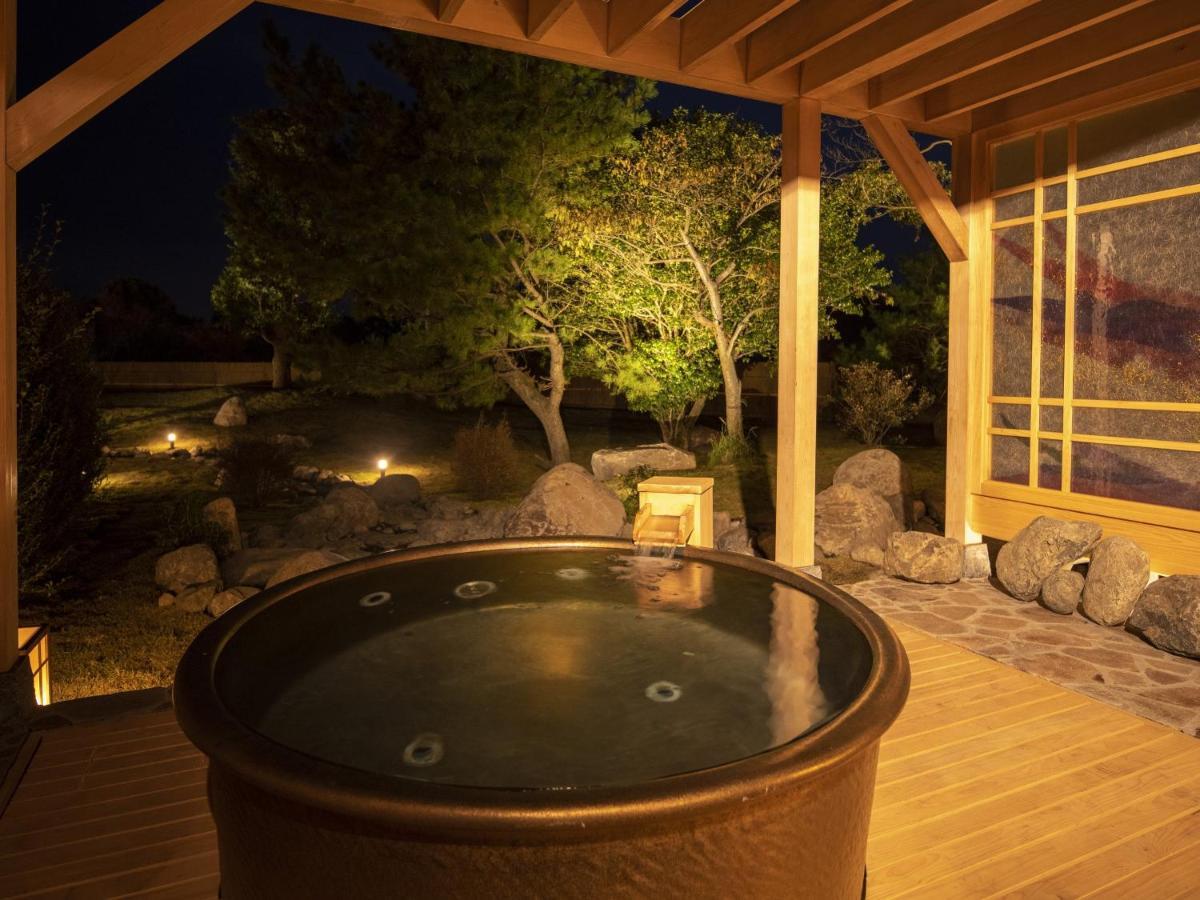 Hotel La Vista Kirishima Hills Esterno foto